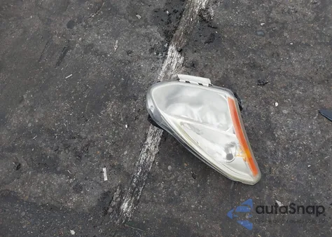 2013 Nissan Rogue S z USA, uszkodzony, nr VIN JN8AS5MT8DW026496